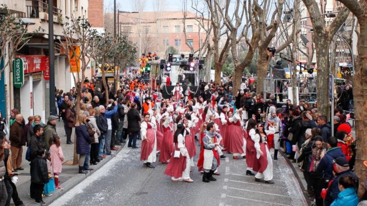 Imatge d'arxiu del Carnaval de Reus al passeig Prim