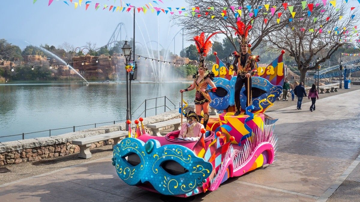 El Carnaval de PortAventura s'allargarà fins al pròxim 17 de març.