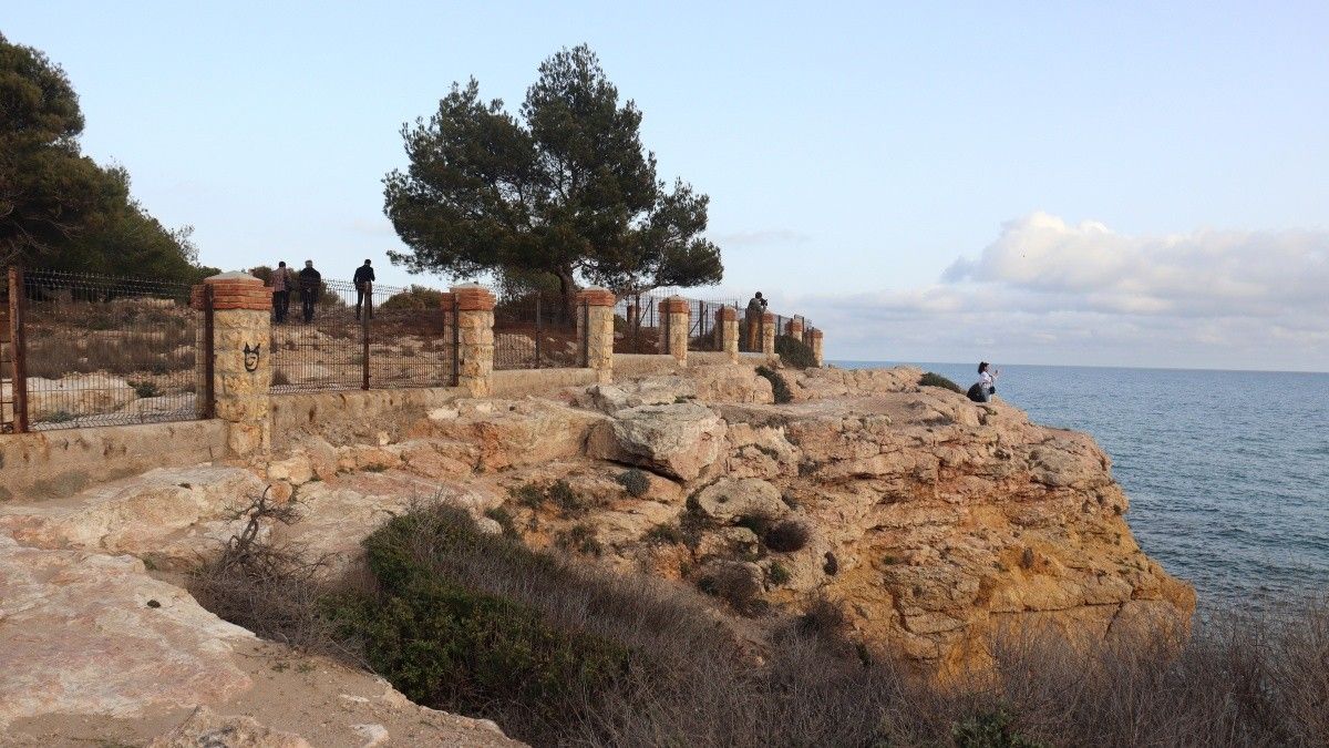 Imatge actual del camí de ronda de Tarragona.