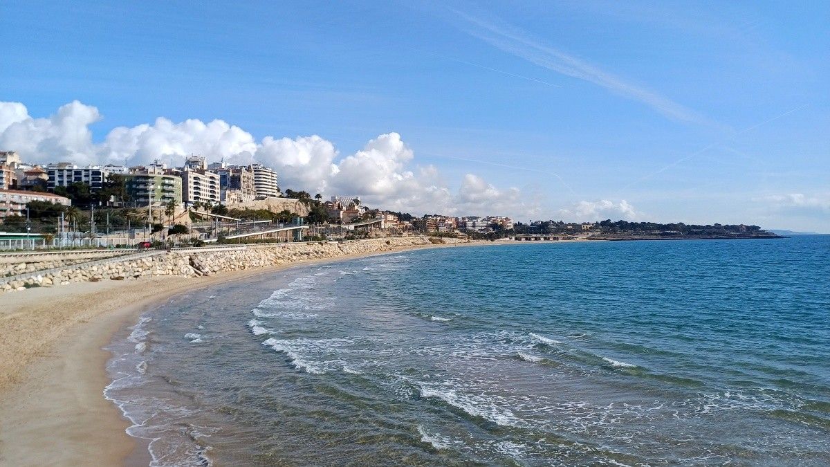 Les onades poden superar els 2,5 metres en alguns punts del litoral de Tarragona.