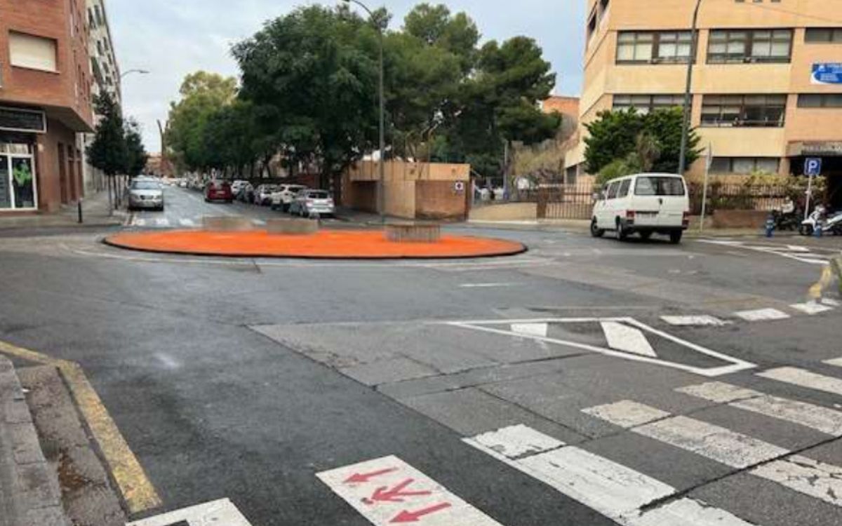 La rotonda entre els carrers Sor Lluïsa Estivill i Alcalde Joan Bertran es troba entre les actuacions previstes