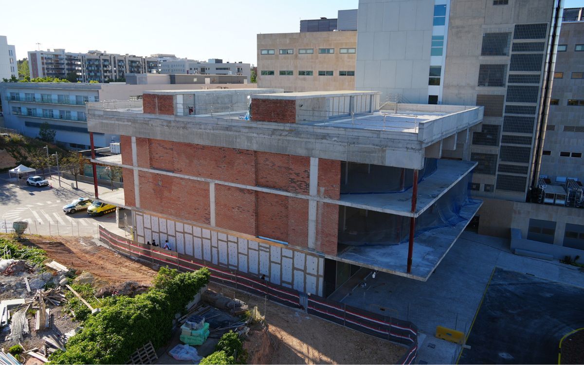 Edifici pont que connectarà amb el futur edifici principal de l'Hospital Joan XXIII de Tarragona.