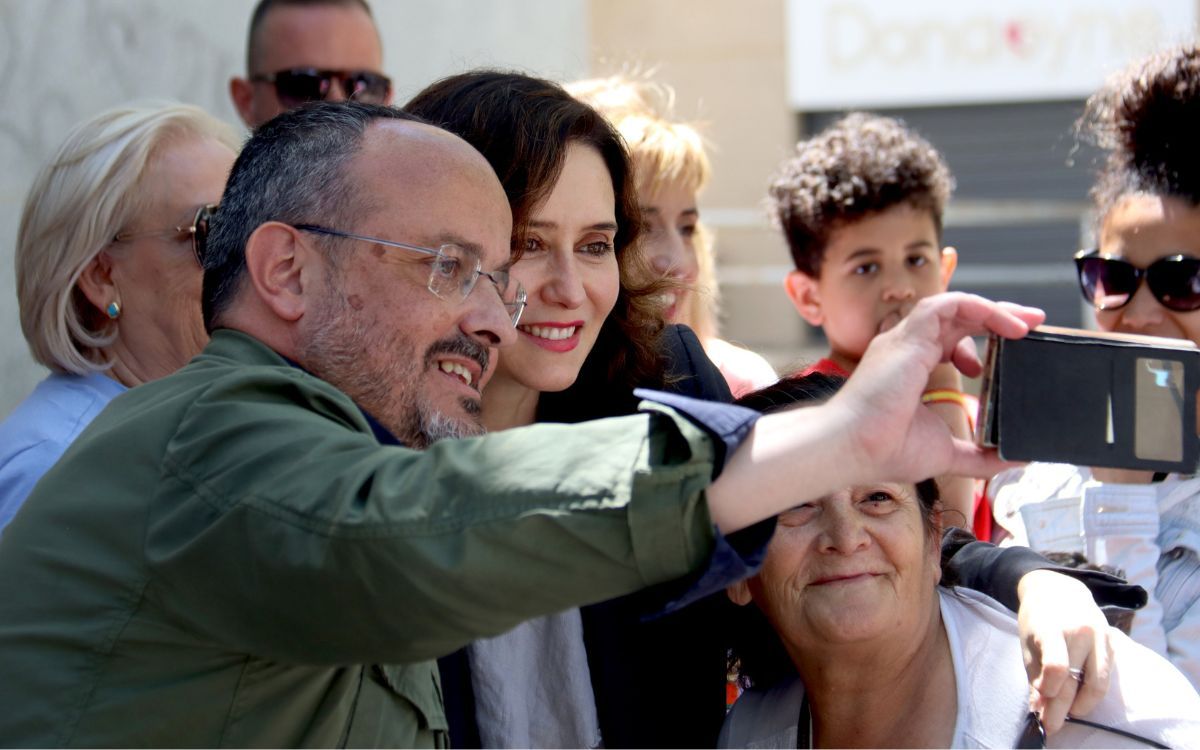 La presidenta de la Comunitat de Madrid ha visitat Tarragona amb Alejandro Fernández.