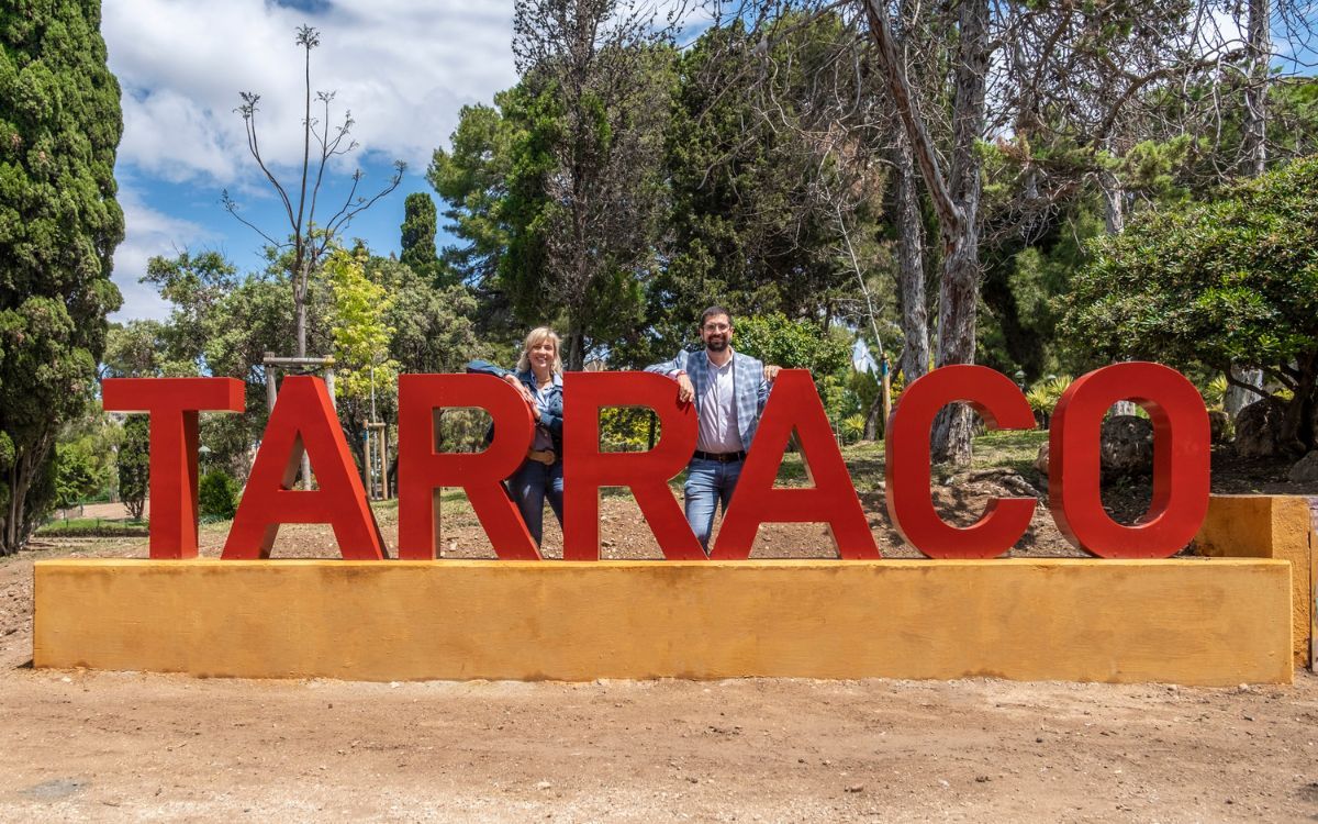 Les noves lletres 'Tarraco' pretenen ser un nou atractiu turístic a la ciutat.