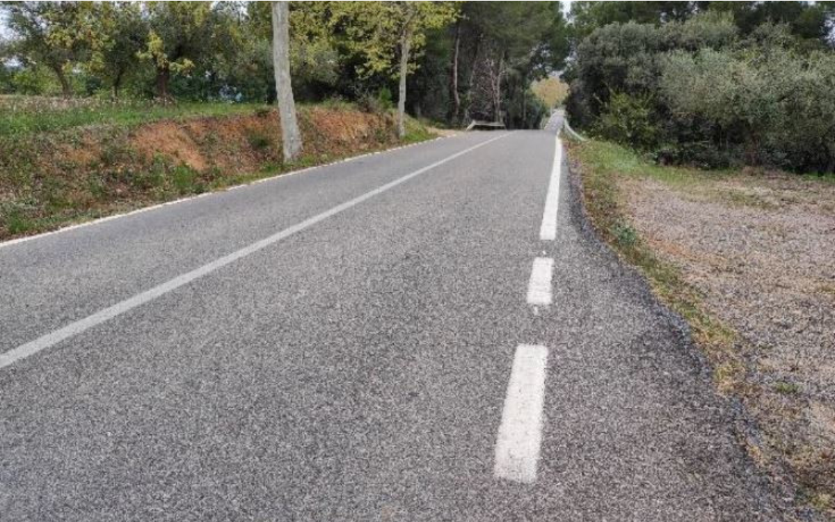 Les obres permetran ampliar la calçada de la carretera entre Mont-roig del Camp i Vilanova d'Escornalbou.