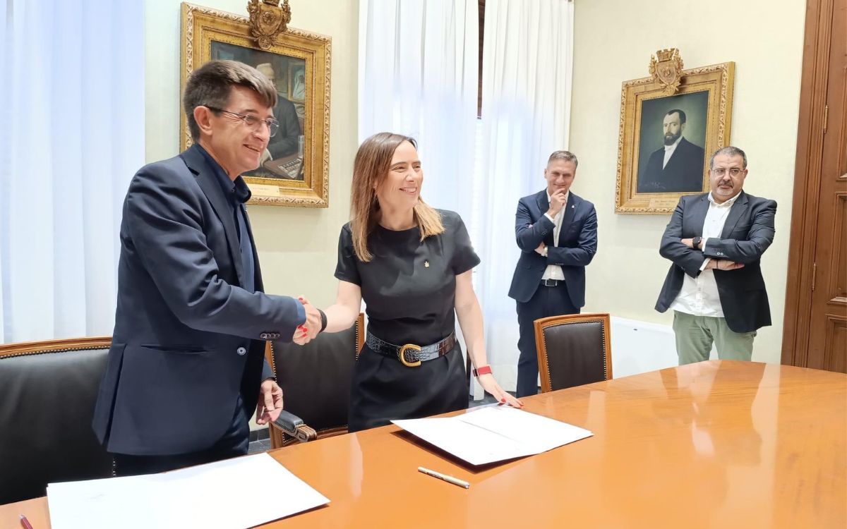 El rector de la URV i l'alcaldessa de Reus han signat un acord de territori