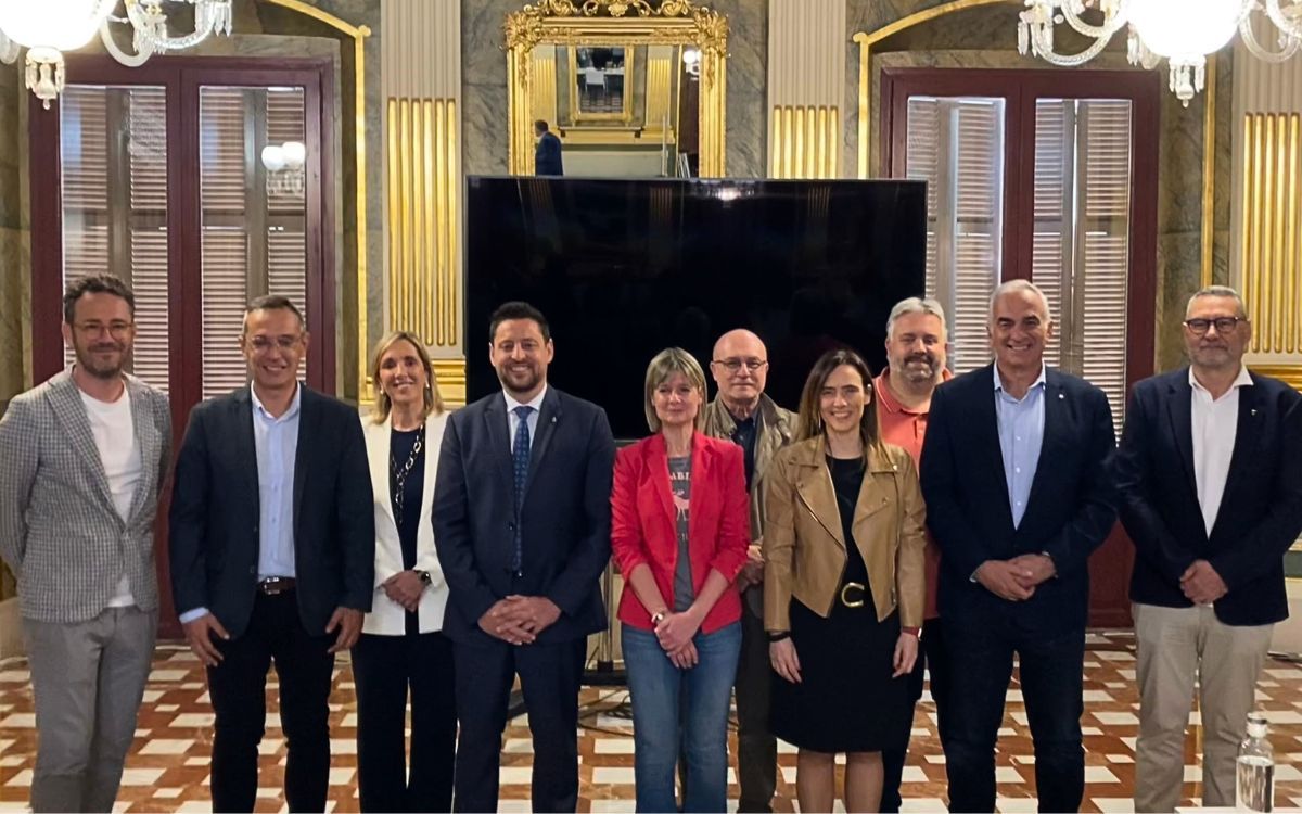 La trobada ha tingut lloc a la seu de la Diputació de Tarragona a Reus, al Palau Bofarull del carrer Llovera