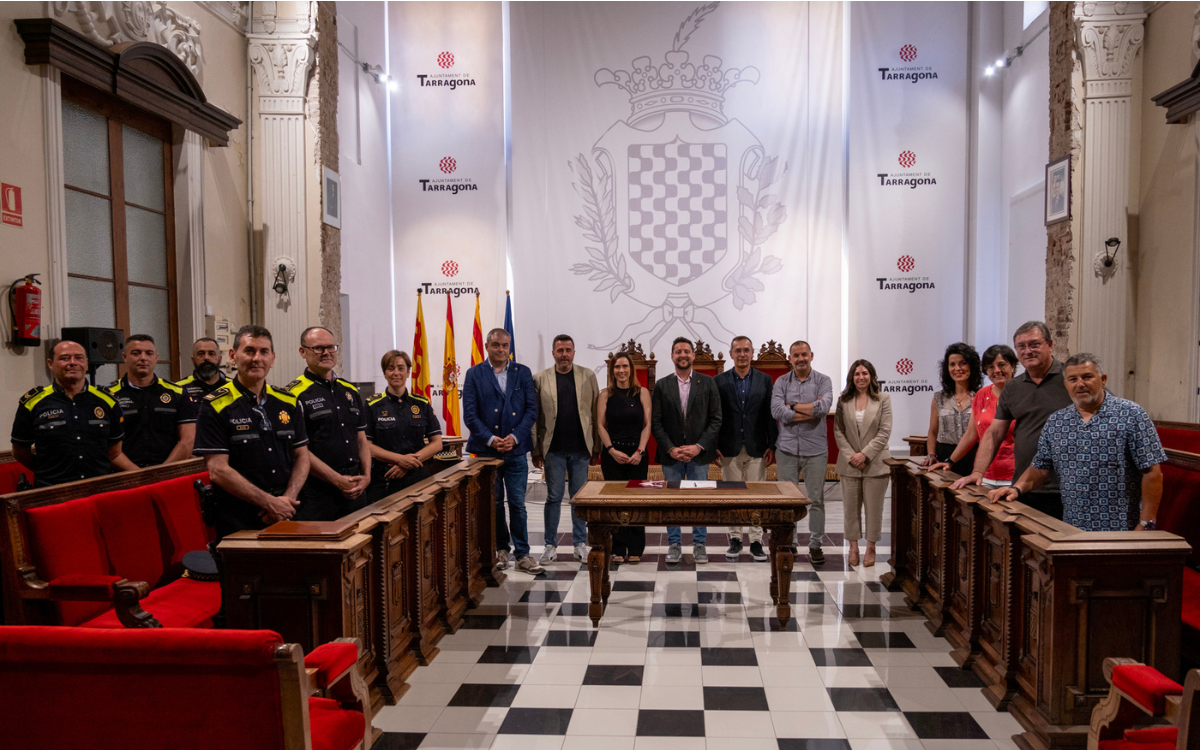 La trobada dels impulsors del projecte s'ha fet a la sala d'actes del Palau Municipal de l'Ajuntament de Tarragona.
