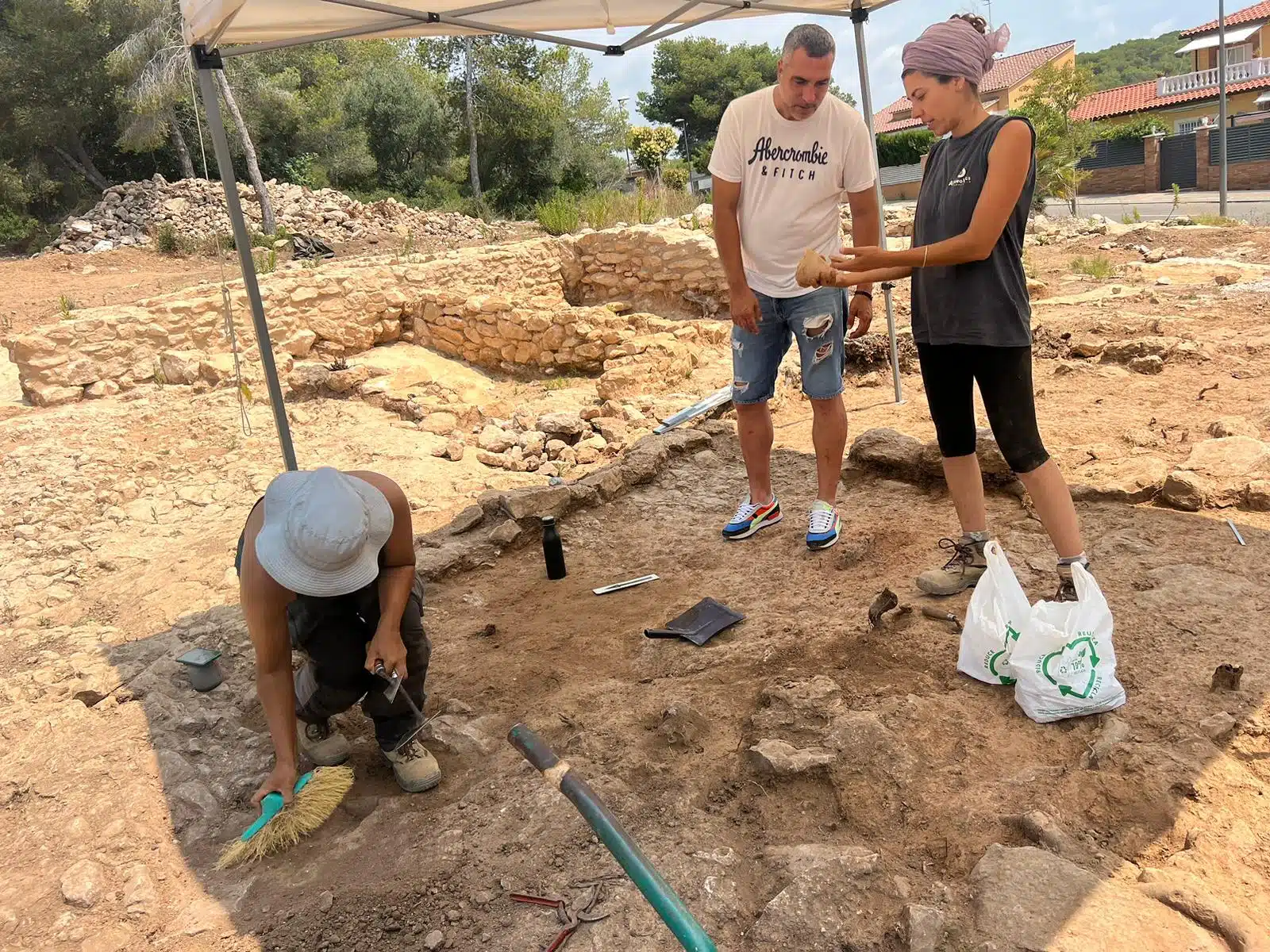 Excavacions a `Puig Pelòs