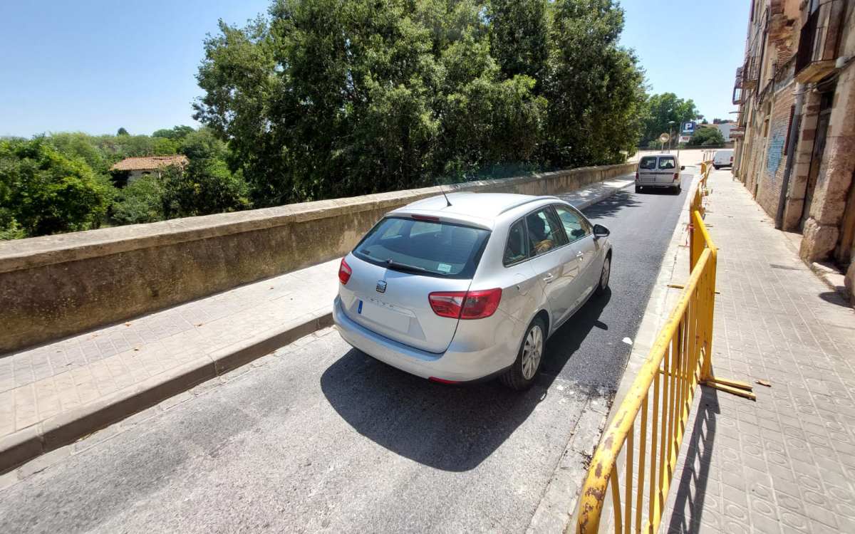 Imatge de la muralla del Castell de Valls