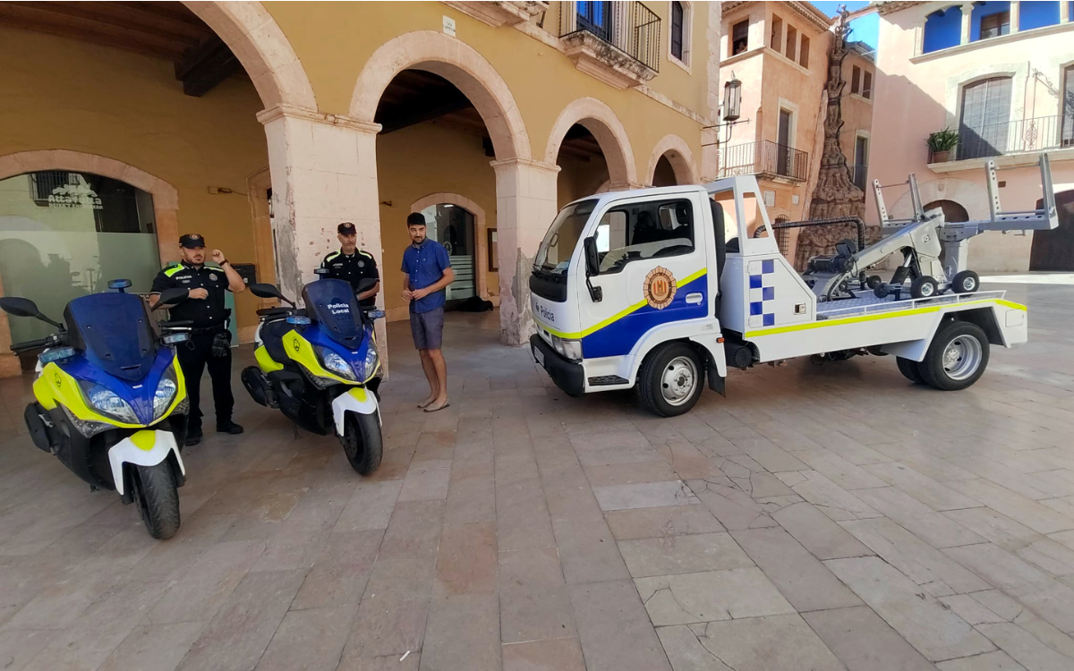 La nova grua municipal s'ha presentat aquest dimecres 31 de juliol.