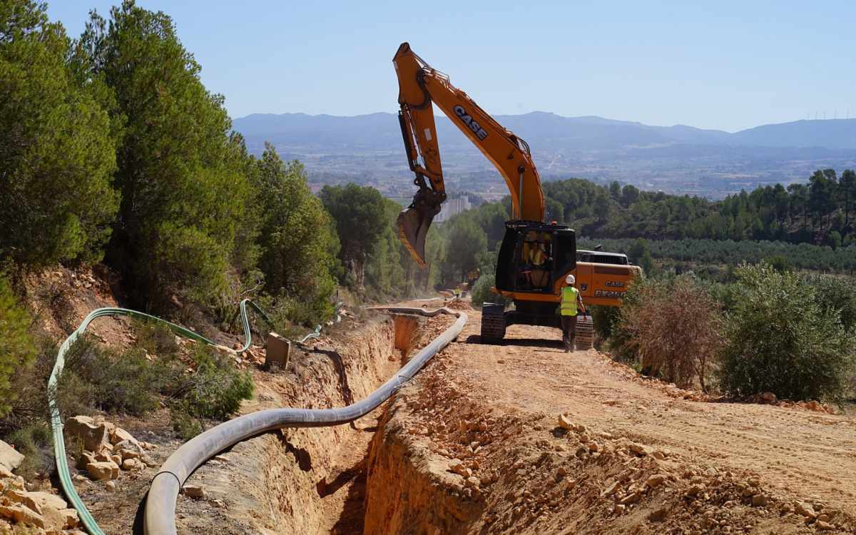 Imatge de la construcció del nou ramal del CAT