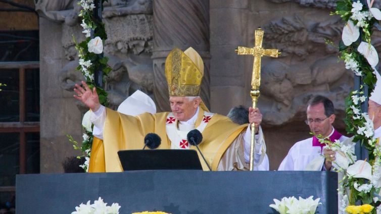 papa benet xvi sagrada familia barcelona font fotograf nacio