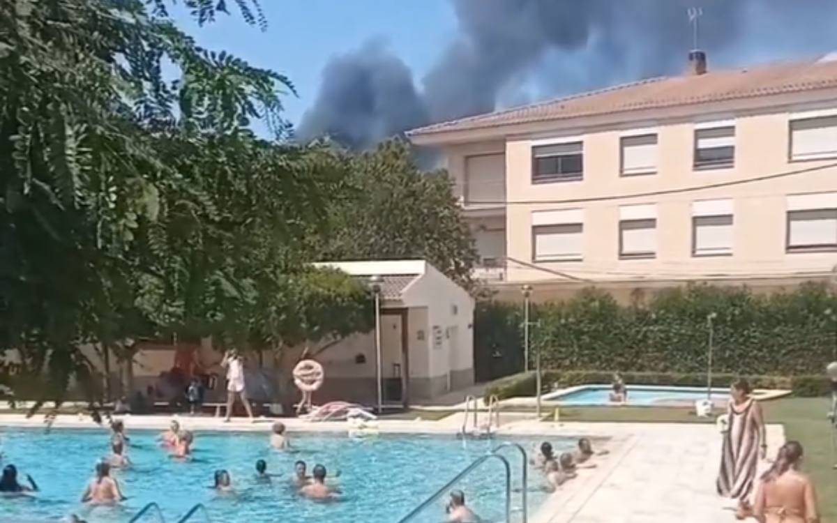 Imatge de la classe d'aquagym a la piscina municipal de Puigpelat