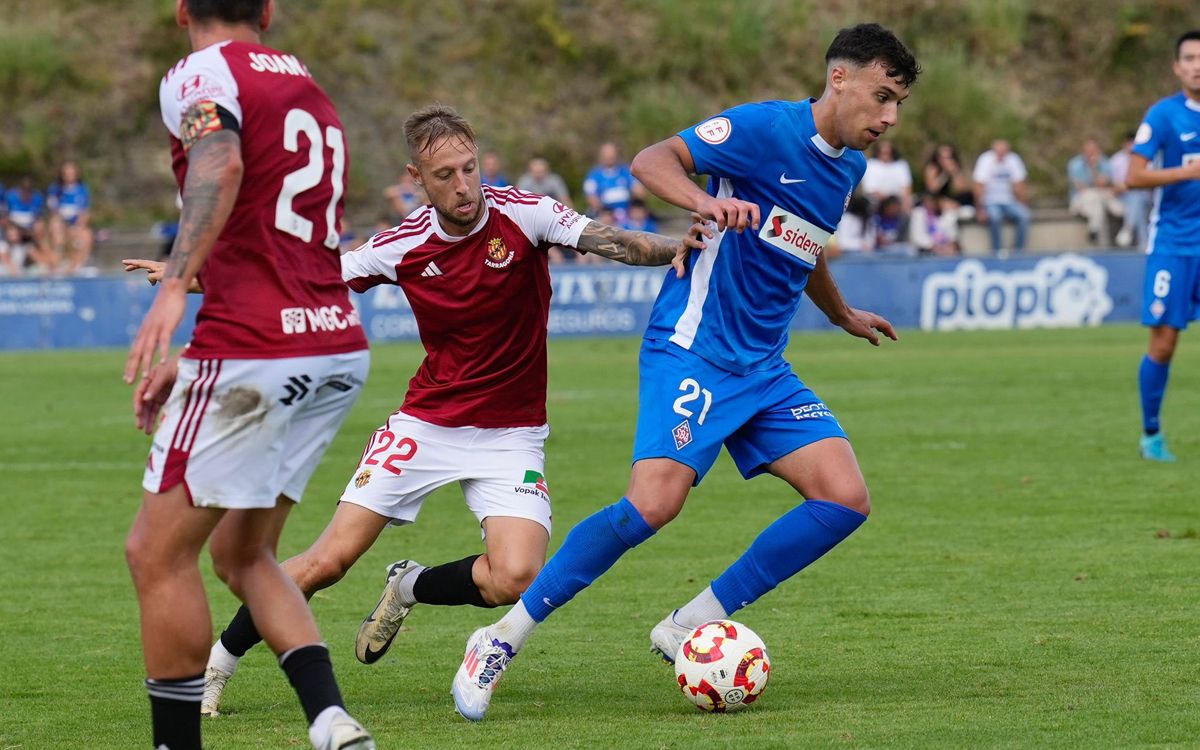 El Nàstic suma la primera victòria de la temporada al camp de l'Amorebieta amb un gol de Joan Oriol en el descompte