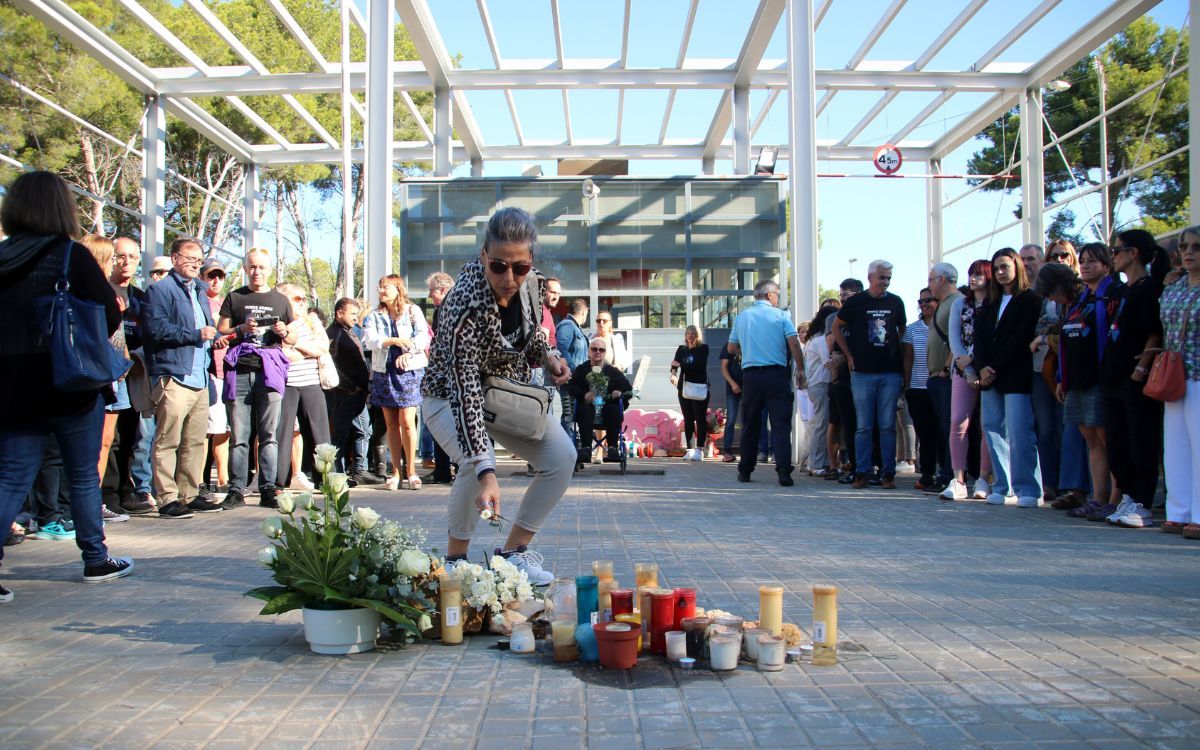 Treballadors del centre penitenciari i familiars li han preparat un homenatge