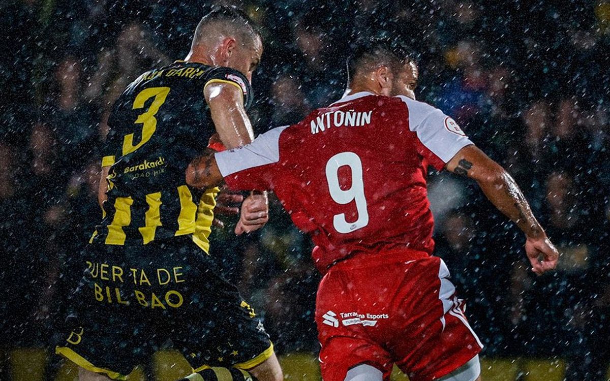 El Nàstic perd el primer partit de la temporada a Primera RFEF al camp del Barakaldo