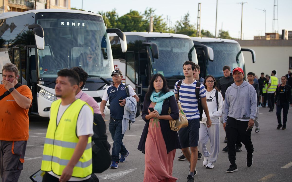 Els busos són l'única alternativa al tall ferroviari a Roda de Berà.