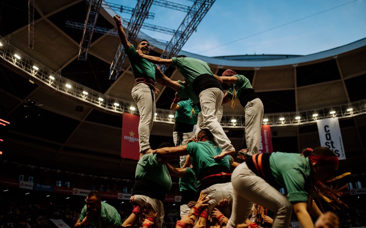 La colla castellera Sant Pere i Sant Pau durant el concurs de castells de Tarragona. 