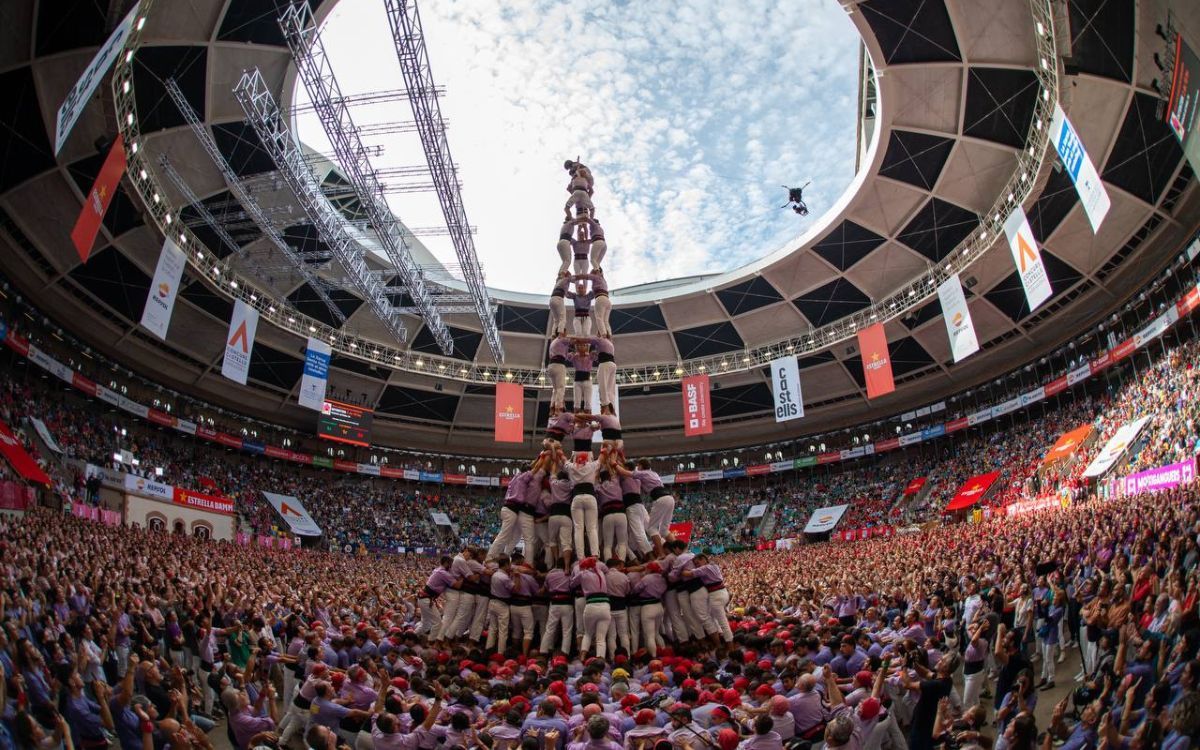 Els castellers del Còs del Bou estan demostrant el seu millor nivell a la TAP