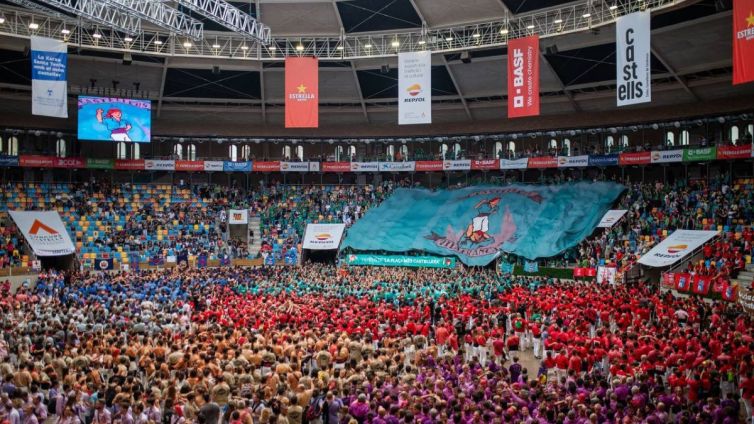 concurs castells 2024 bandera verds tarraco arena laia solanellas nacio