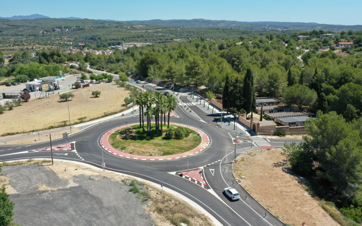 Les obres de la carretera TP-2039 s'han allargat durant 25 mesos i han suposat una inversió de 4,9 milions d'euros.