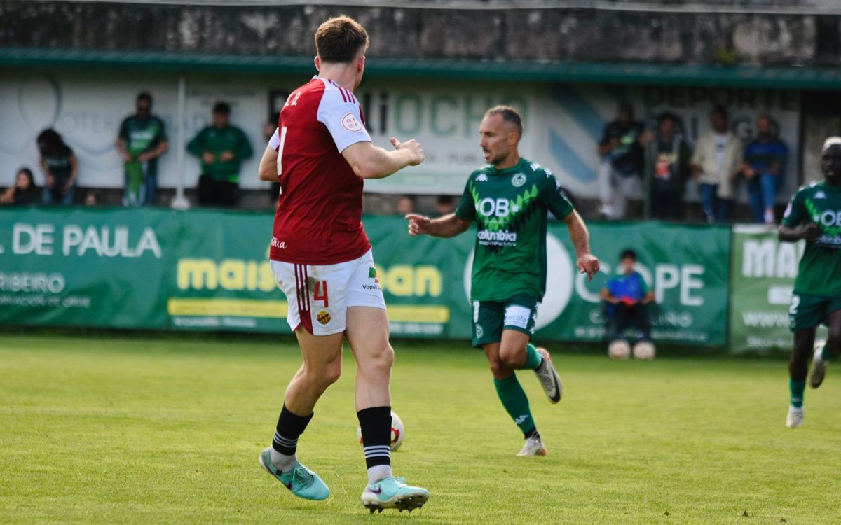 El Nàstic s'ha enfonsat davant l'Arenteiro a la Primera RFEF de futbol