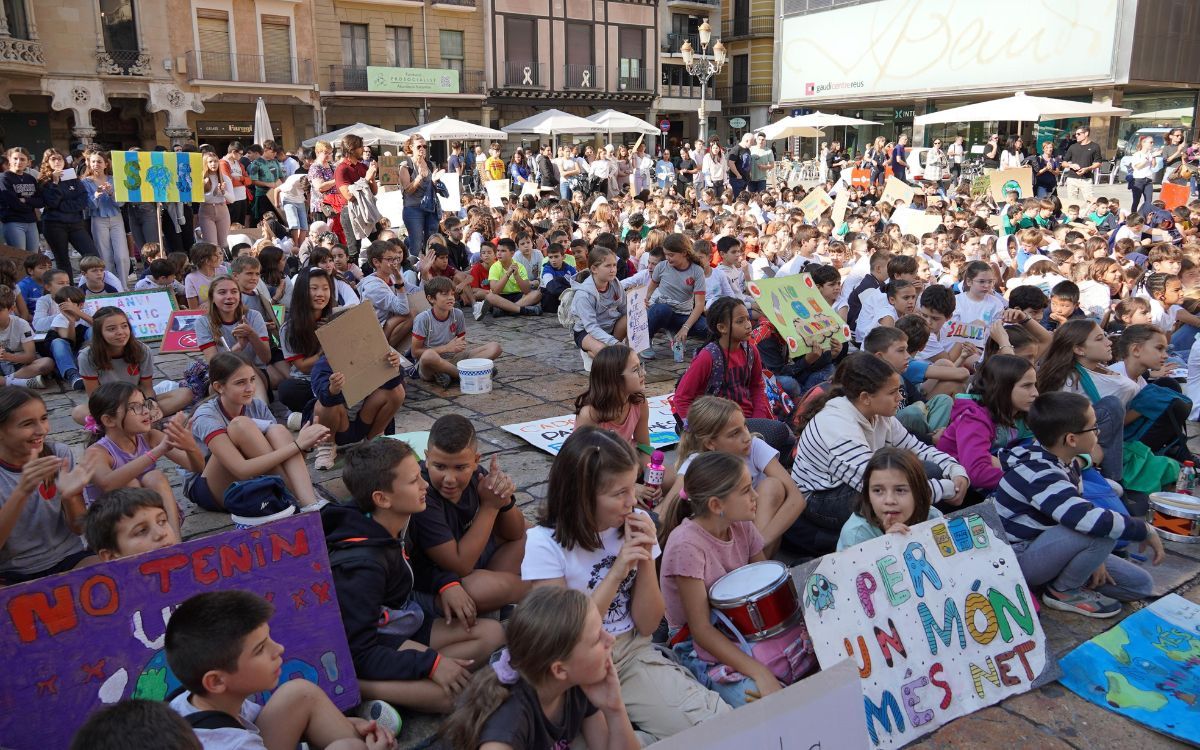 Els infants han escoltat els missatges i reivindicacions dels altres companys