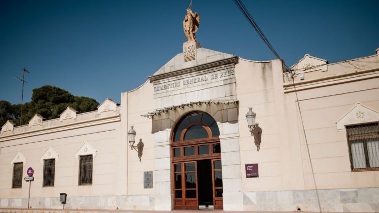 entrada cementiri general reus laia solanellas nacio