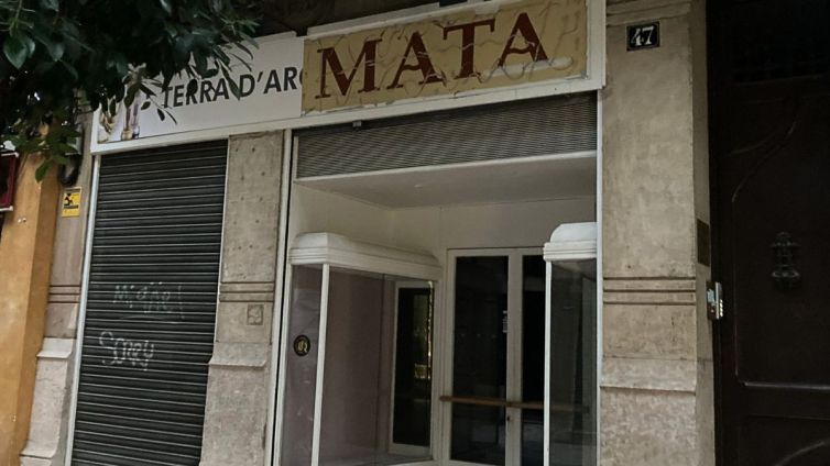 local llauneria mata raval santa anna reus sandra perez nacio