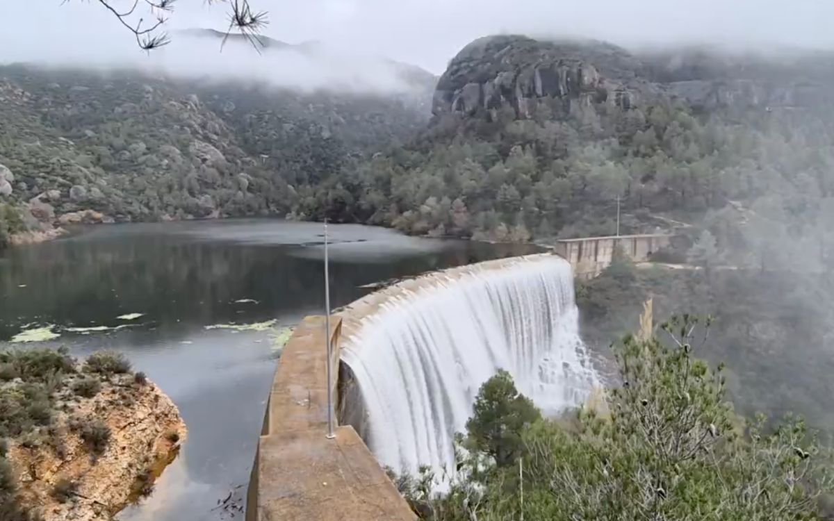 El pantà de Margalef, ben ple gràcies a les últimes pluges.