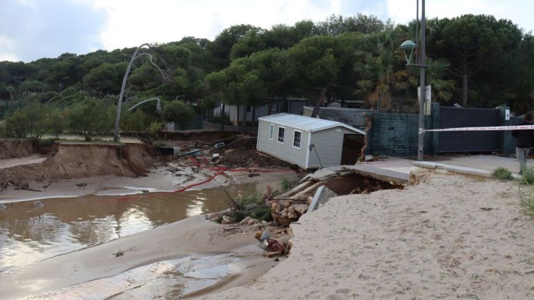 El càmping Torre de la Móra ha patit greus destrosses. Fotografia: Neus Bertola