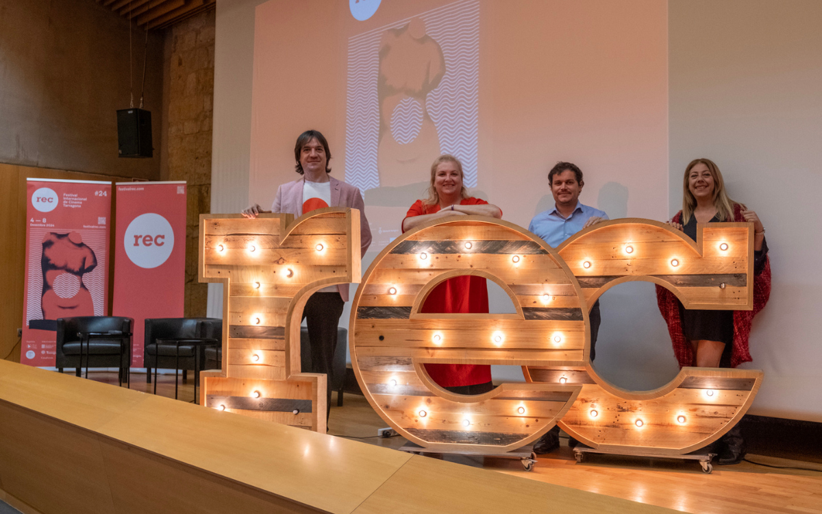 Foto de família de la presentació de la 24a edició del Festival REC Tarragona.