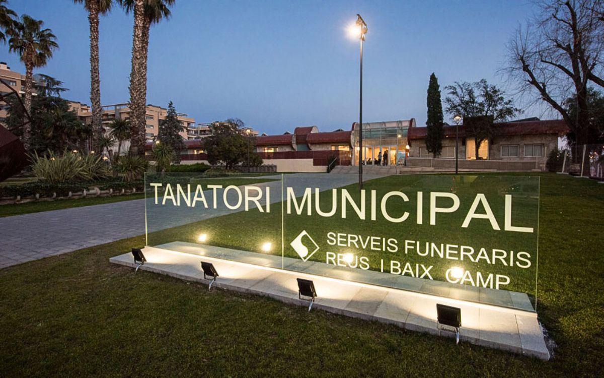 Imatge d'arxiu del tanatori municipal, ubicat a la plaça de Pablo Picasso