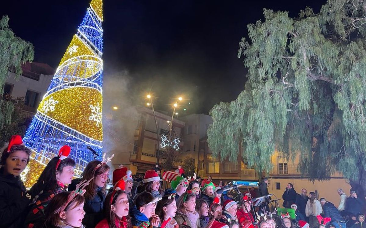 Imatge d'arxiu de l'encesa de l'enllumenat nadalenc al municipi