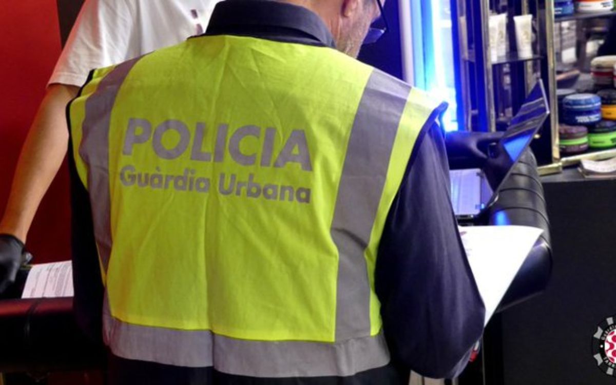 L'operatiu als locals de Tarragona va acabar amb el cessament temporal de l'activitat als quatre establiments.