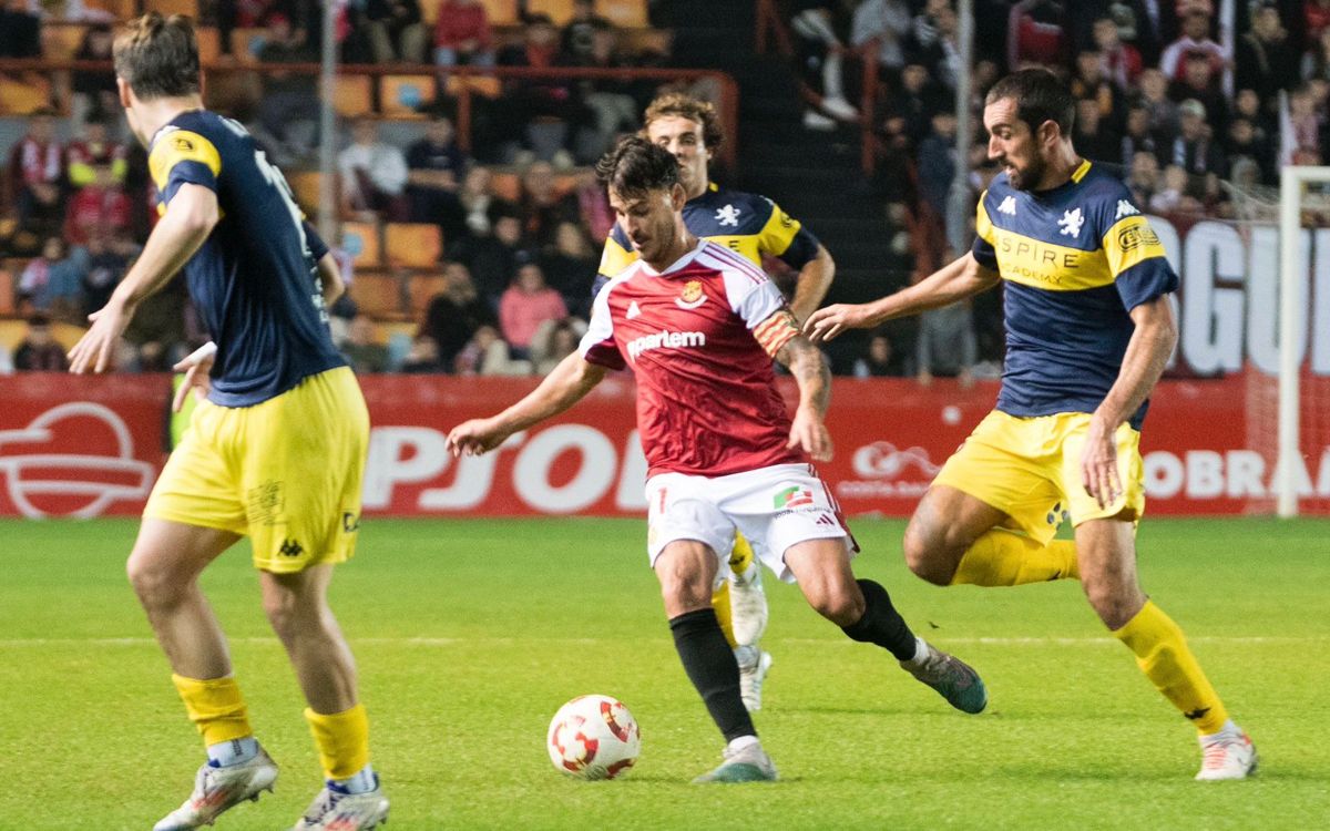 El Nàstic ha perdut contra la Cultural i s'allunya de la primera posició de la Primera RFEF