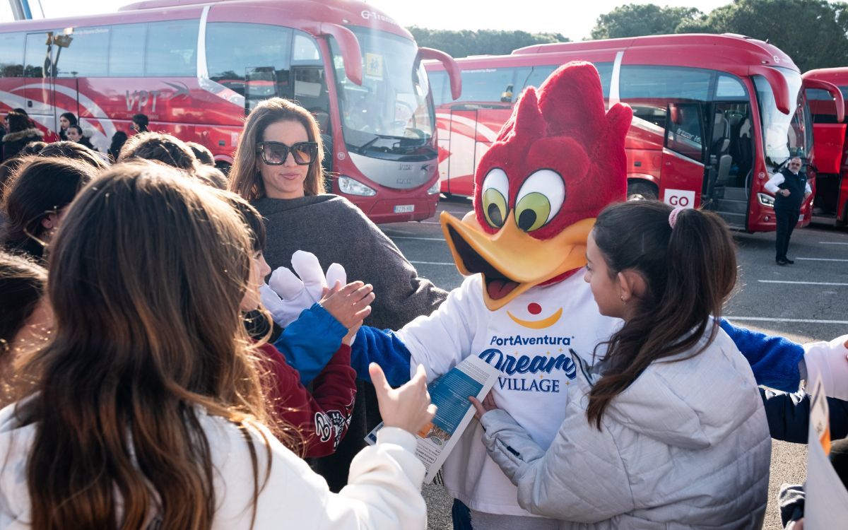 Més de 600 alumnes valencians han pogut desconnectar dels problemes de la DANA passant unes jornades a PortAventura.