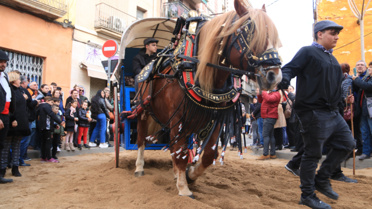 tres tombs valls ariadna escoda nacio