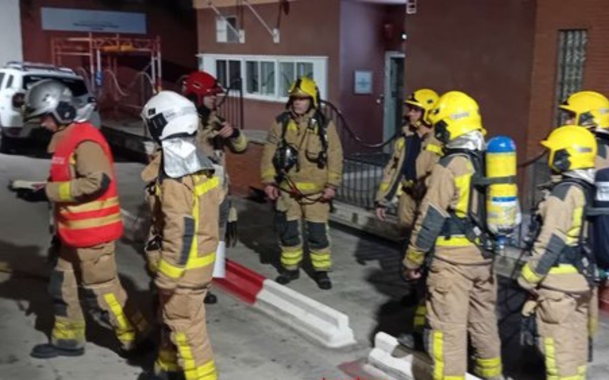 Tarda intensa pels bombers a la ciutat de Tarragona amb diversos incendis.