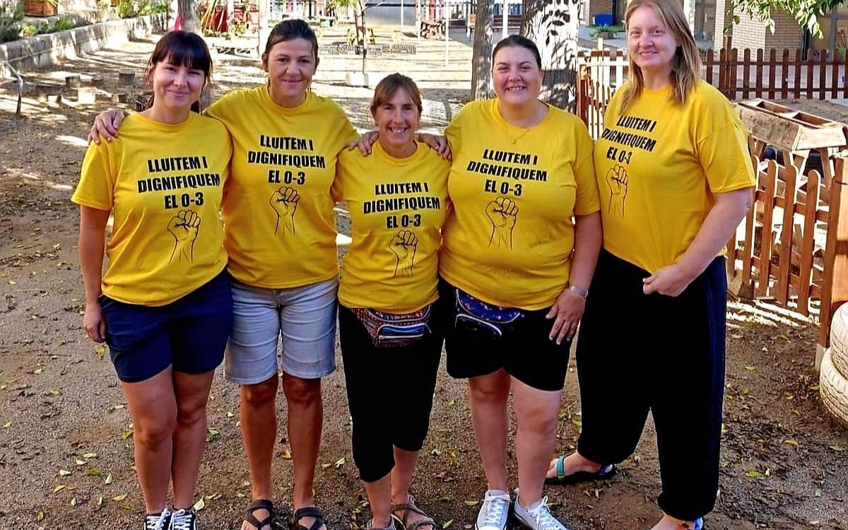 Les educadores de les escoles bressol de Tarragona han engegat una campanya per visibilitzar les mancances al sector.