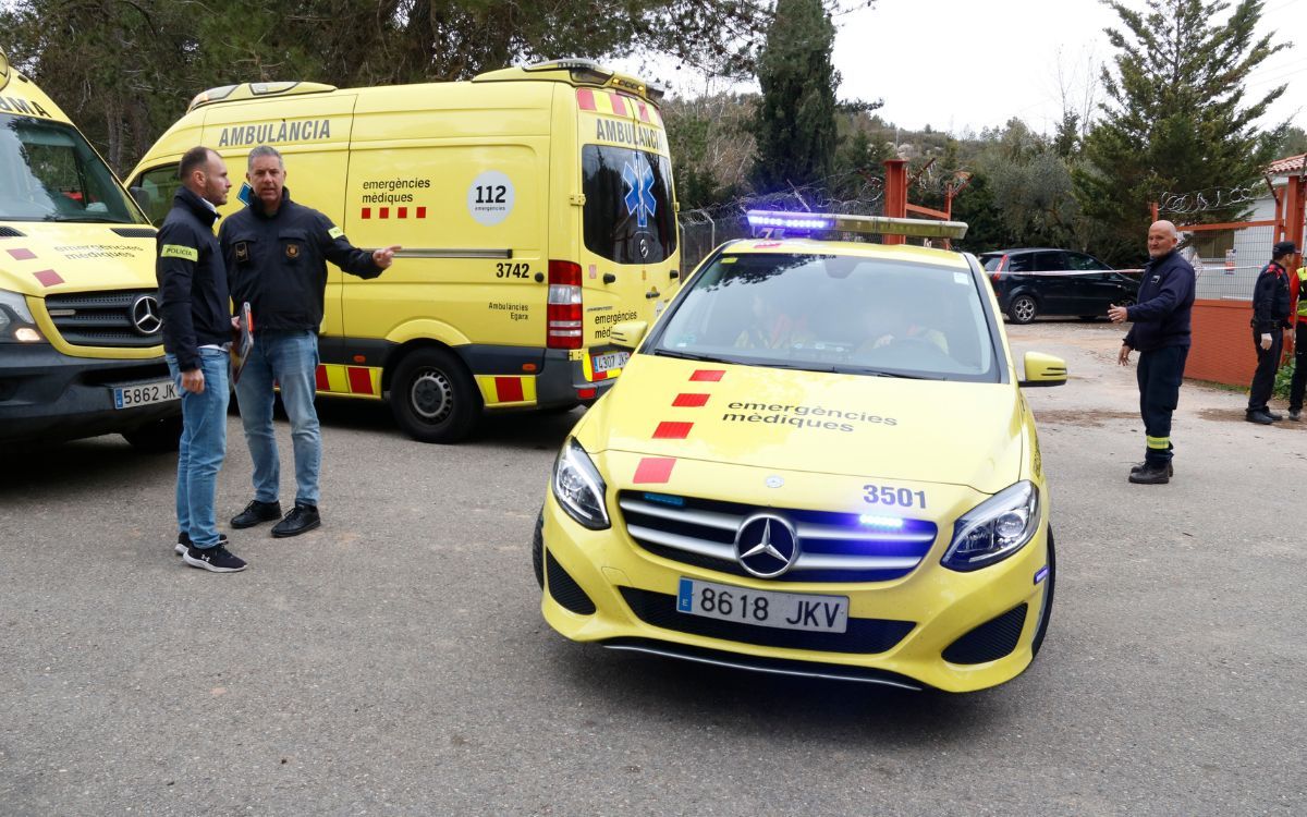 Tres persones han resultat ferides de gravetat per una explosió en una pirotècnia de Vimbodí.