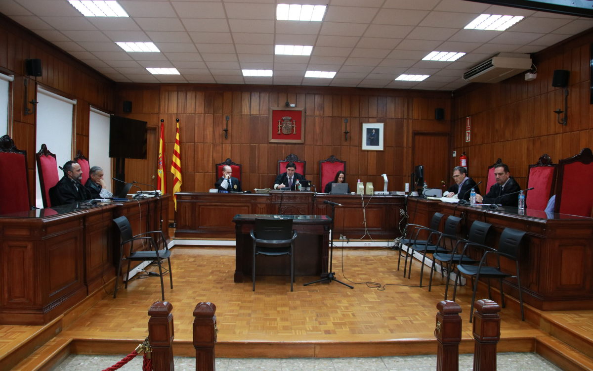 Imatge de la sala de judicis de l'Audiència de Tarragona durant la vista,