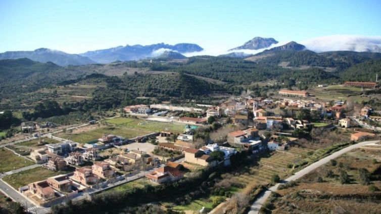 paisatge vista aeria vilanova escornalbou femturisme nacio