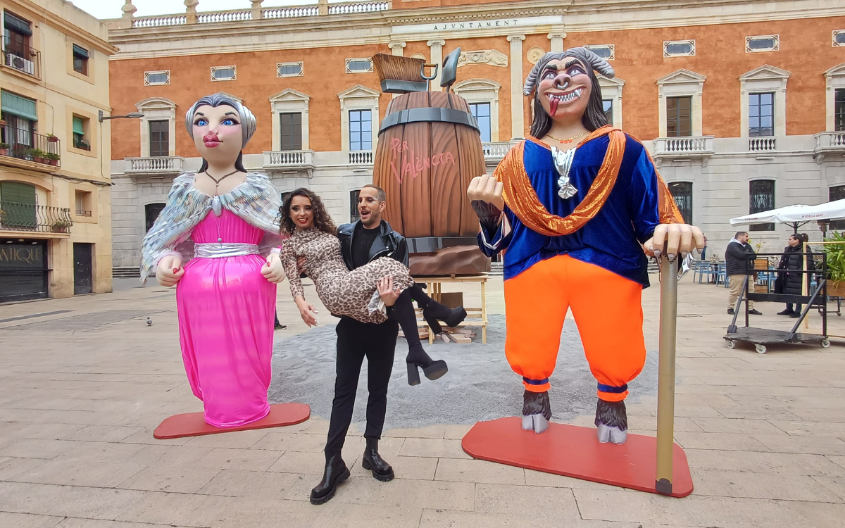 L'Elia Coca i el Dani Baelo, Concubina i Rei del Carnaval de Tarragona, inicien el seu regnat aquest dimecres 26 de febrer.