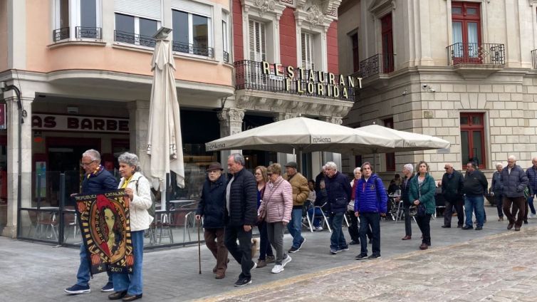 avis avies llibertat reus placa mercadal sandra perez nacio (3)